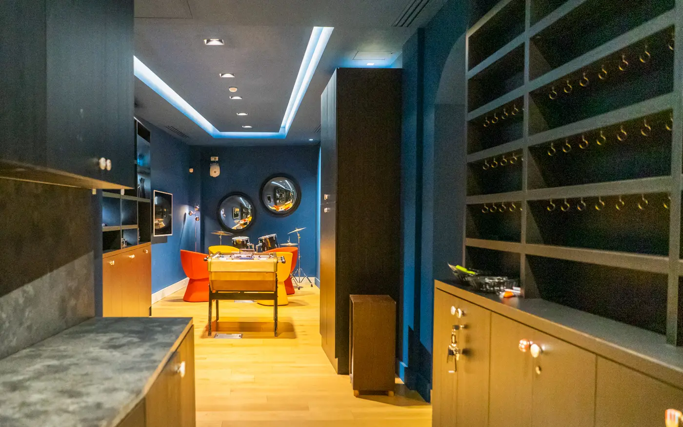 The Blue Shaker, photo 5